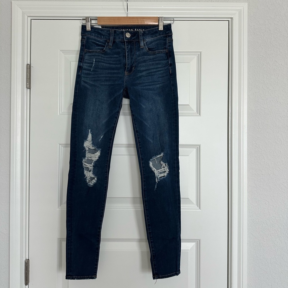 American Eagle Outfitters Blue Distresses Skinny Jeans